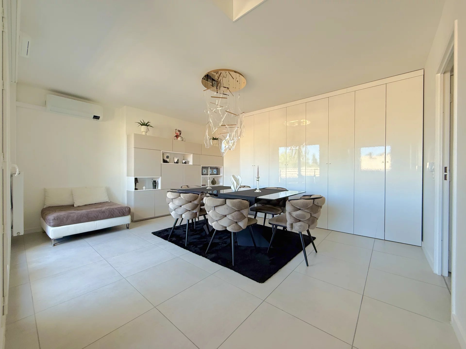 Appartement duplex 108 m² – 4 Chambres – Chaponost centre