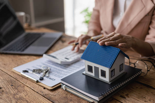 Quels critères une agence immobilière à Chaponost prend-elle en compte pour estimer un bien ?