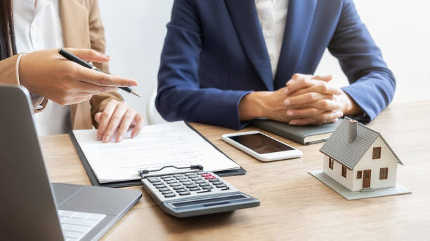 Quelle est la différence entre une agence immobilière à Lyon indépendante et une agence en franchise ?