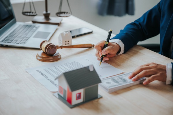 Quelles différences entre une grande chaîne et une agence immobilière indépendante à Lyon ?