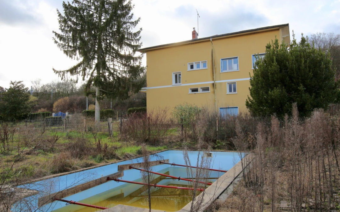 Y a-t-il Une maison à louer à Chaponost proches des écoles ?