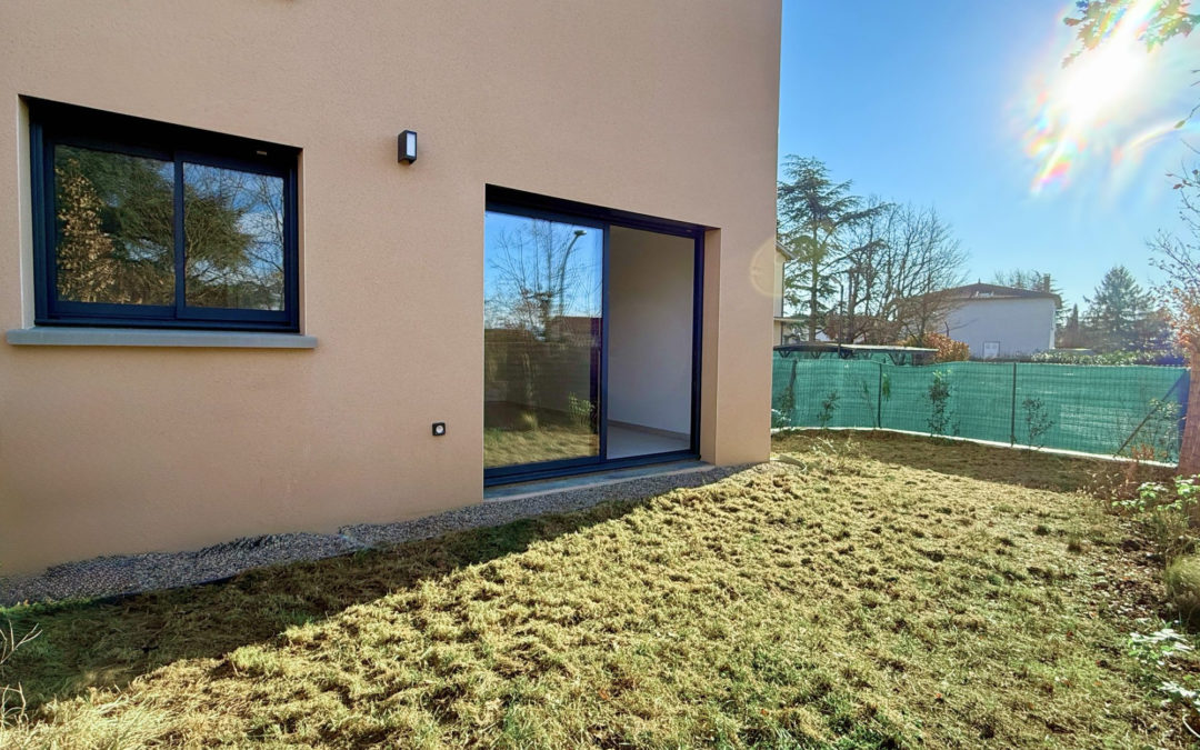 Existe-t-il des maisons à louer à Chaponost avec jardin ?